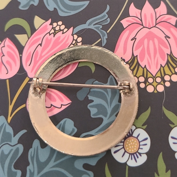 SALE!! Scarf Pin Bundle - Picture 6 of 9